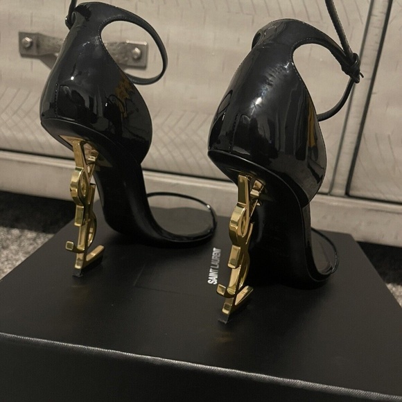 YVES SAINT LAURENT BLACK OPYUM 110 HEEL ANKLE STRAP IN PATENT LEATHER - Picture 13 of 16